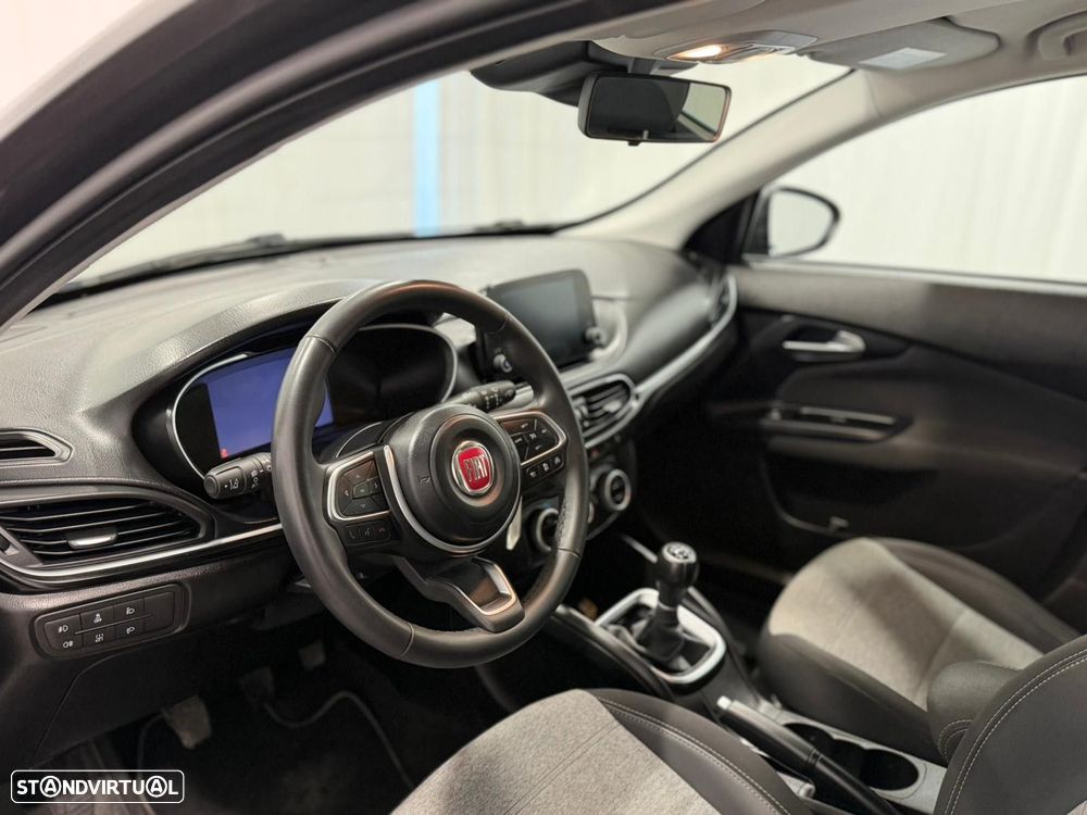 Fiat Tipo Station Wagon Cross 1.0 GSE T3 Cross - 6