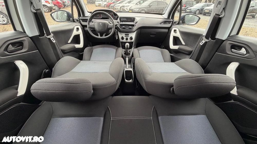 Peugeot 208 PureTech 75 Allure Pack - 16