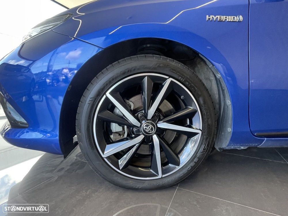 Toyota Auris 1.8 HSD Comfort +P.Techno+P.Sport - 10