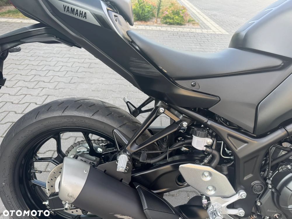 Yamaha MT - 22