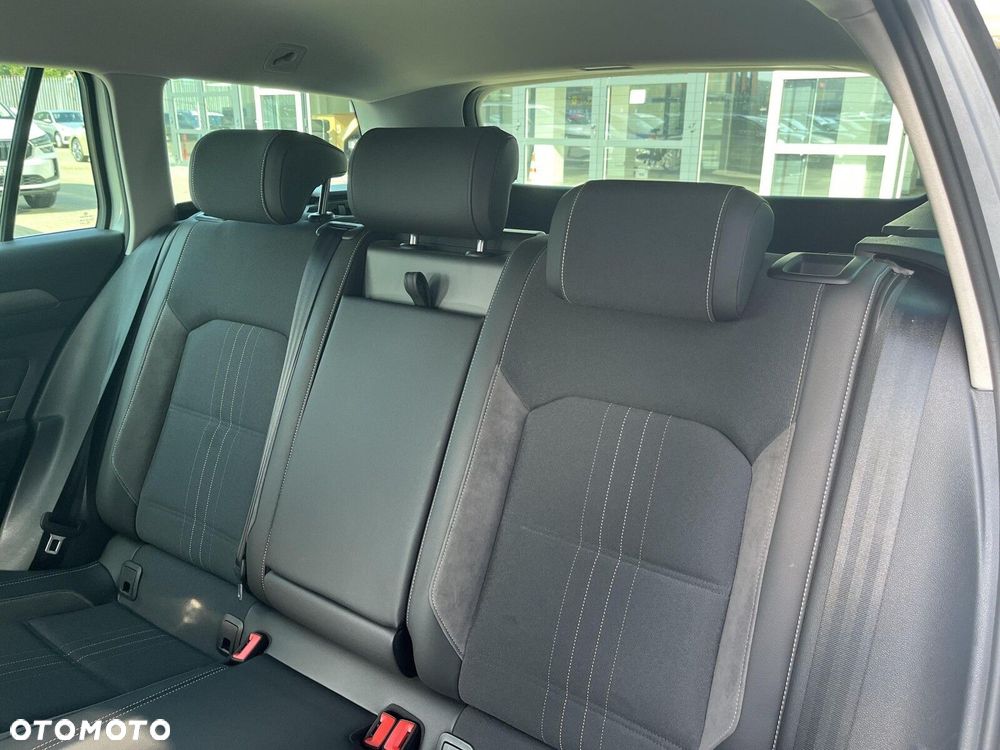 Volkswagen Passat 2.0 TDI 4Mot Elegance DSG - 33