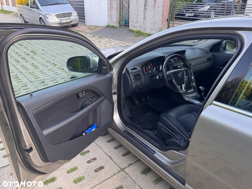Volvo V70 D4 Drive-E Momentum - 11