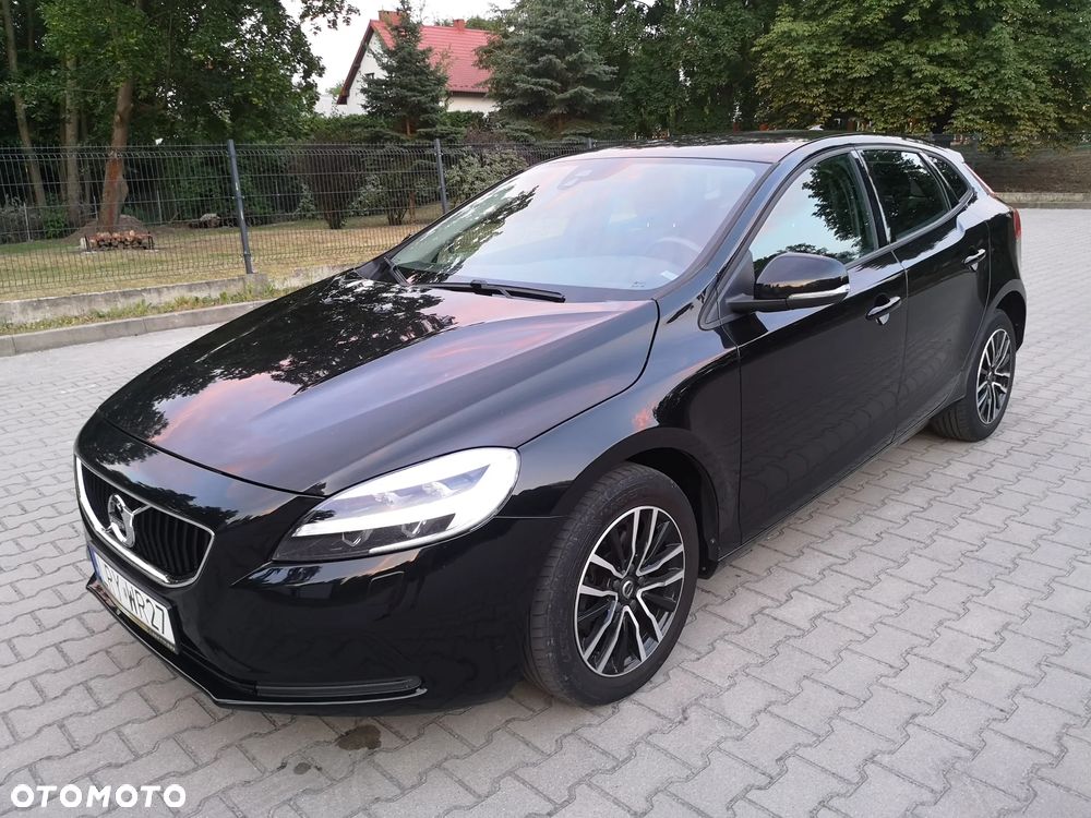 Volvo V40 D2 Momentum - 22