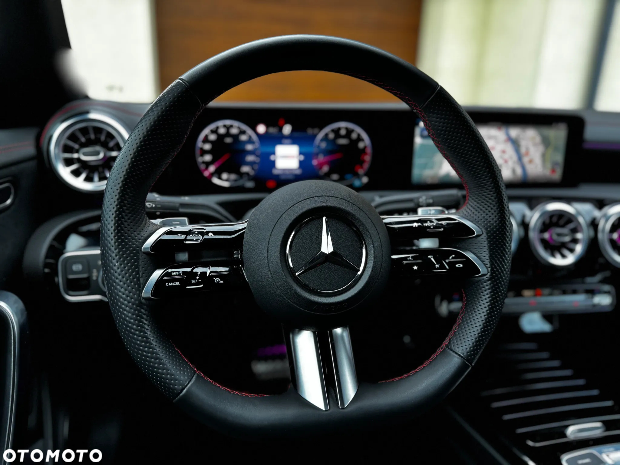 Mercedes-Benz CLA 200 AMG Line 7G-DCT - 29