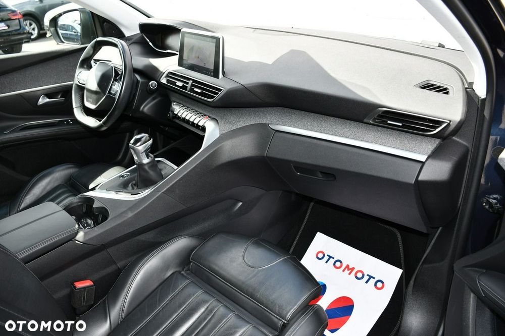 Peugeot 5008 - 23