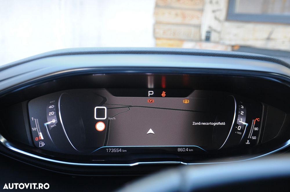 Peugeot 3008 BlueHDi 130 Stop & Start EAT8 Allure Pack - 20