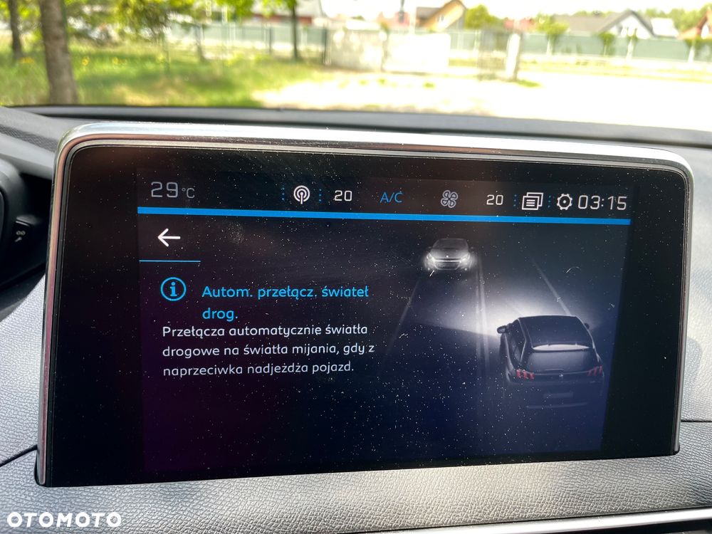 Peugeot 5008 THP 165 EAT6 Allure - 30