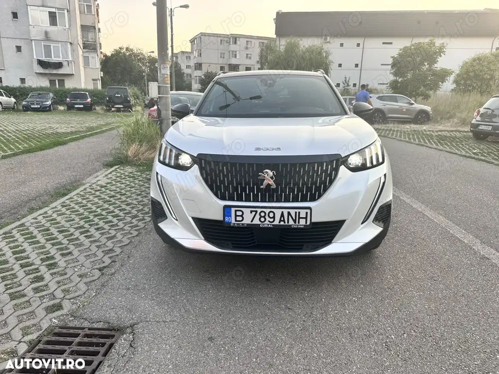 Peugeot 2008 1.2 PureTech EAT8 STT GT Pack - 2