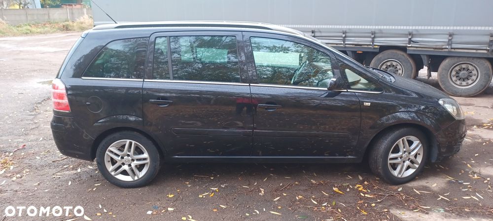 Opel Zafira 1.8 Family Plus - 4