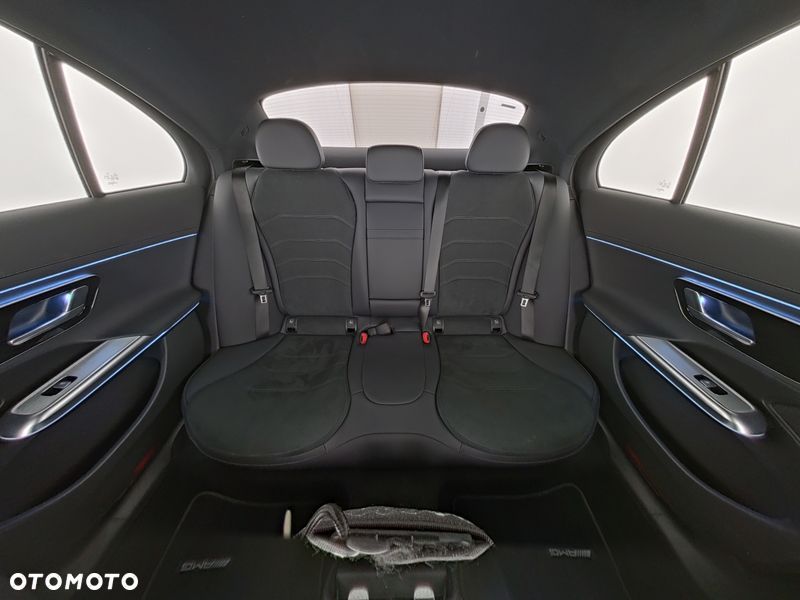 Mercedes-Benz Klasa E 200 9G-TRONIC Edition AMG Line - 8