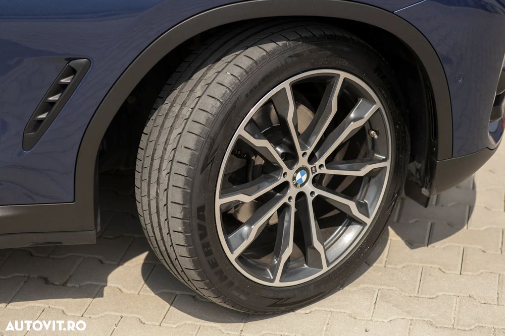 BMW X3 xDrive20i AT xLine - 20