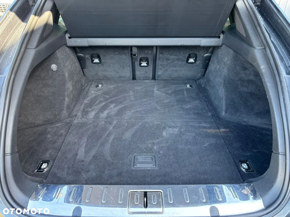 Porsche Panamera 4 Platinum Edition - 11