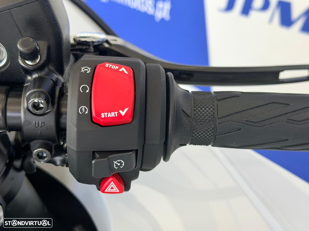 Suzuki Hayabusa - 7