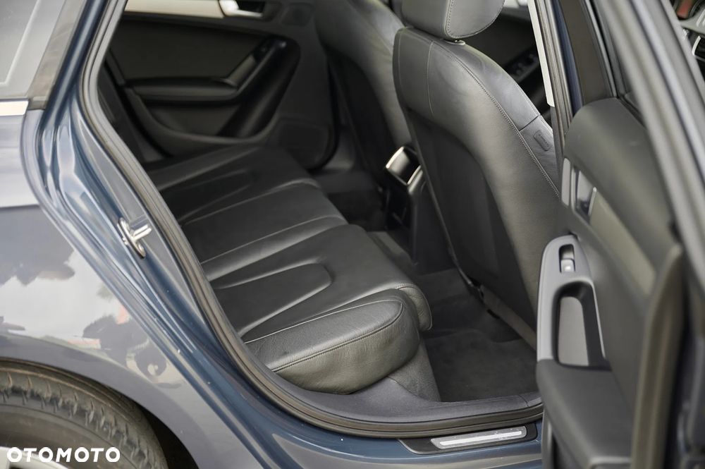 Audi A4 Limousine - 27