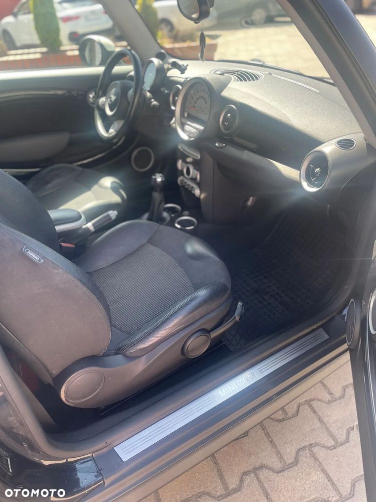 MINI Cooper - 24