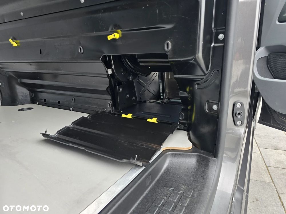 Opel VIVARO 2.0 CDTI  177KM - 31