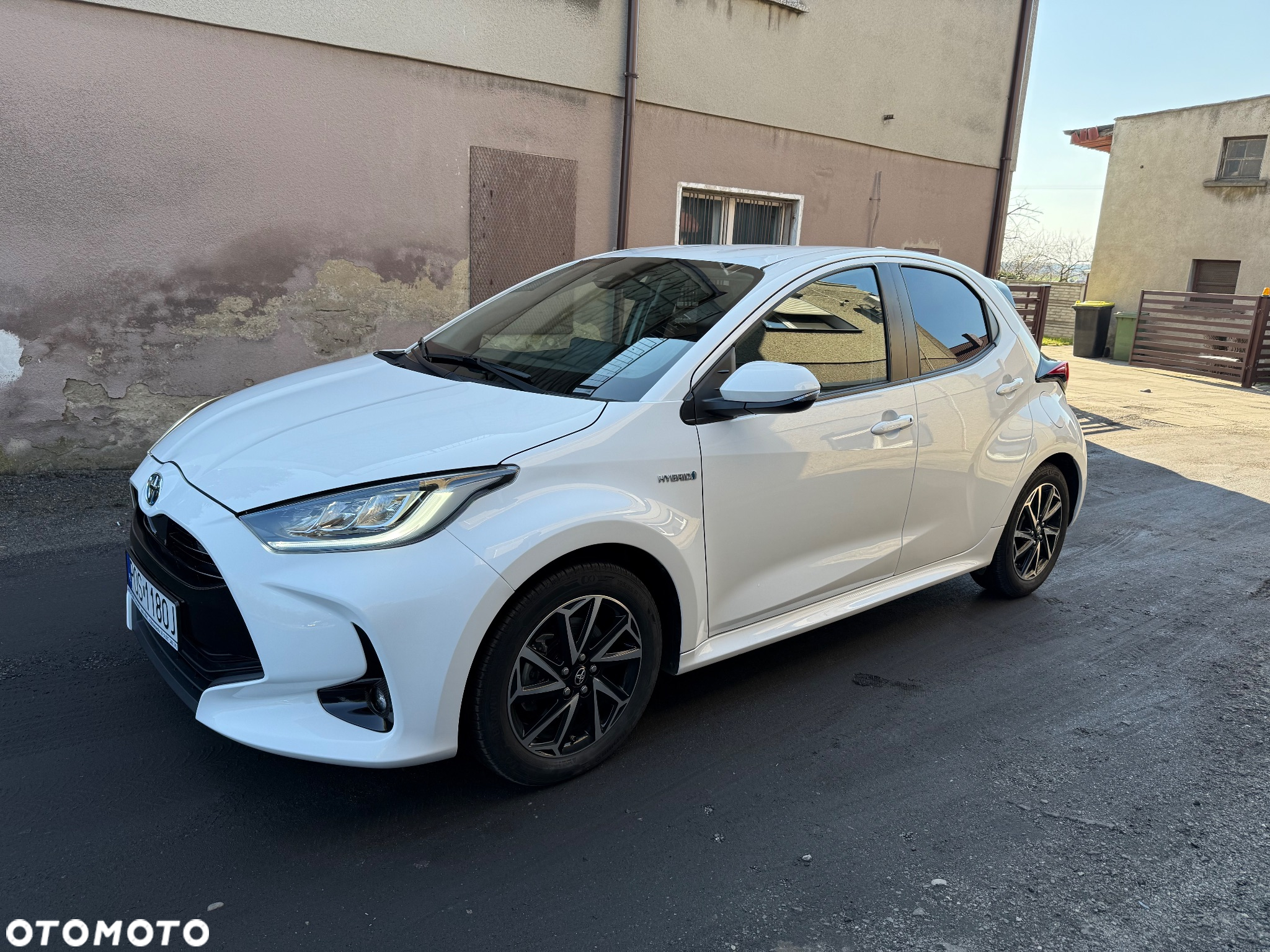 Toyota Yaris Hybrid 116 1.5 VVT-i Comfort - 19