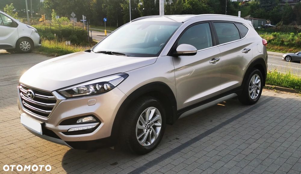 Hyundai Tucson - 2