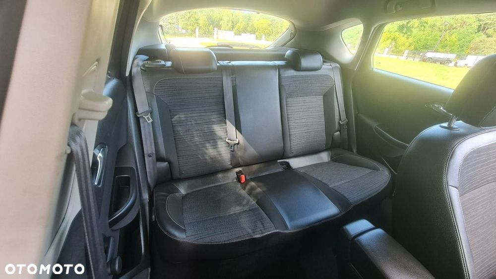 Opel Astra - 10