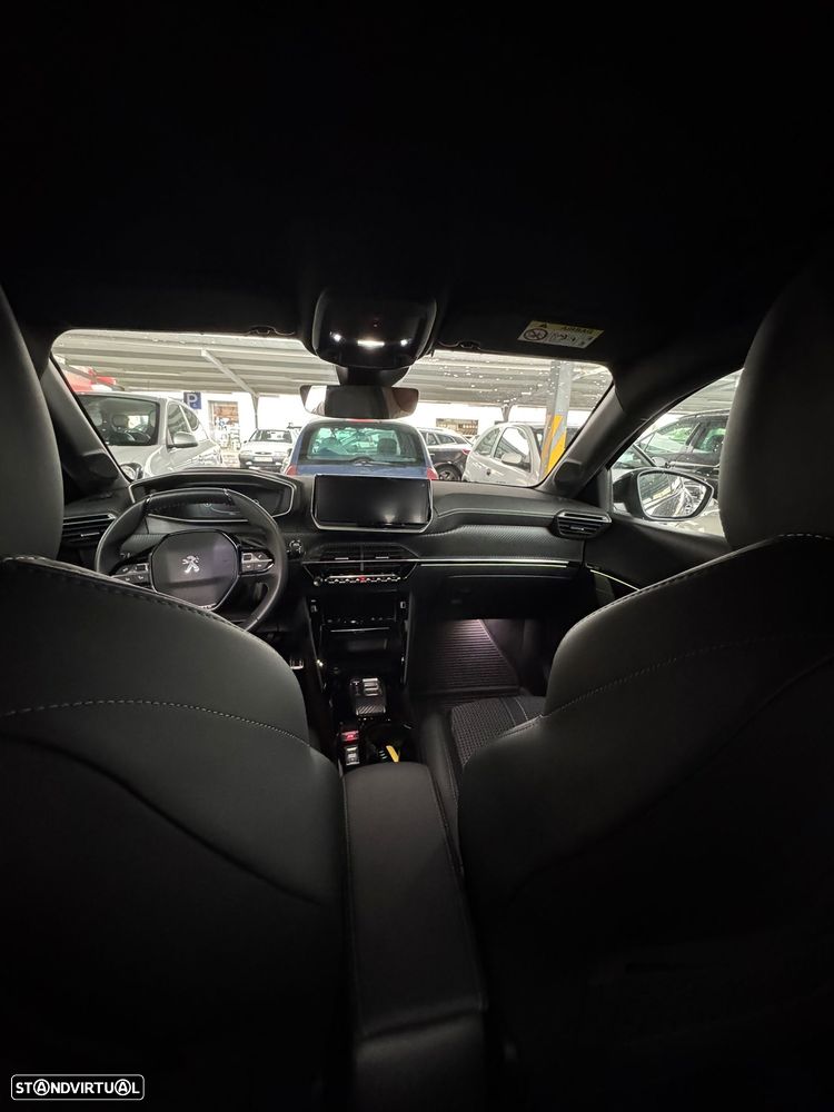 Peugeot e-208 50 kWh GT - 4