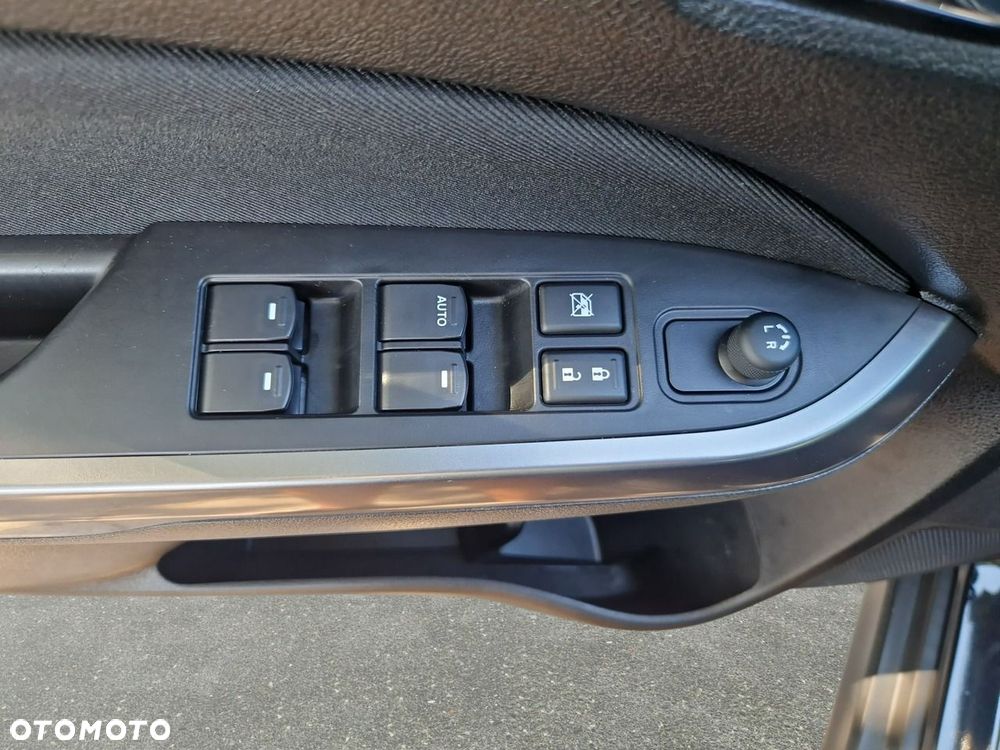 Suzuki Vitara - 11