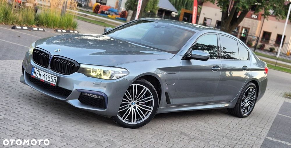 BMW Seria 5 530e iPerformance xDrive M Sport sport - 39