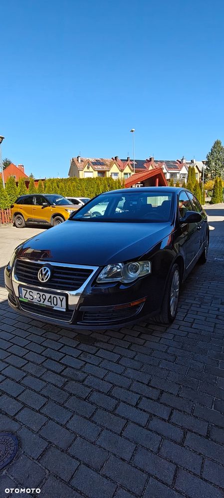 Volkswagen Passat 1.9 TDI Trendline - 1