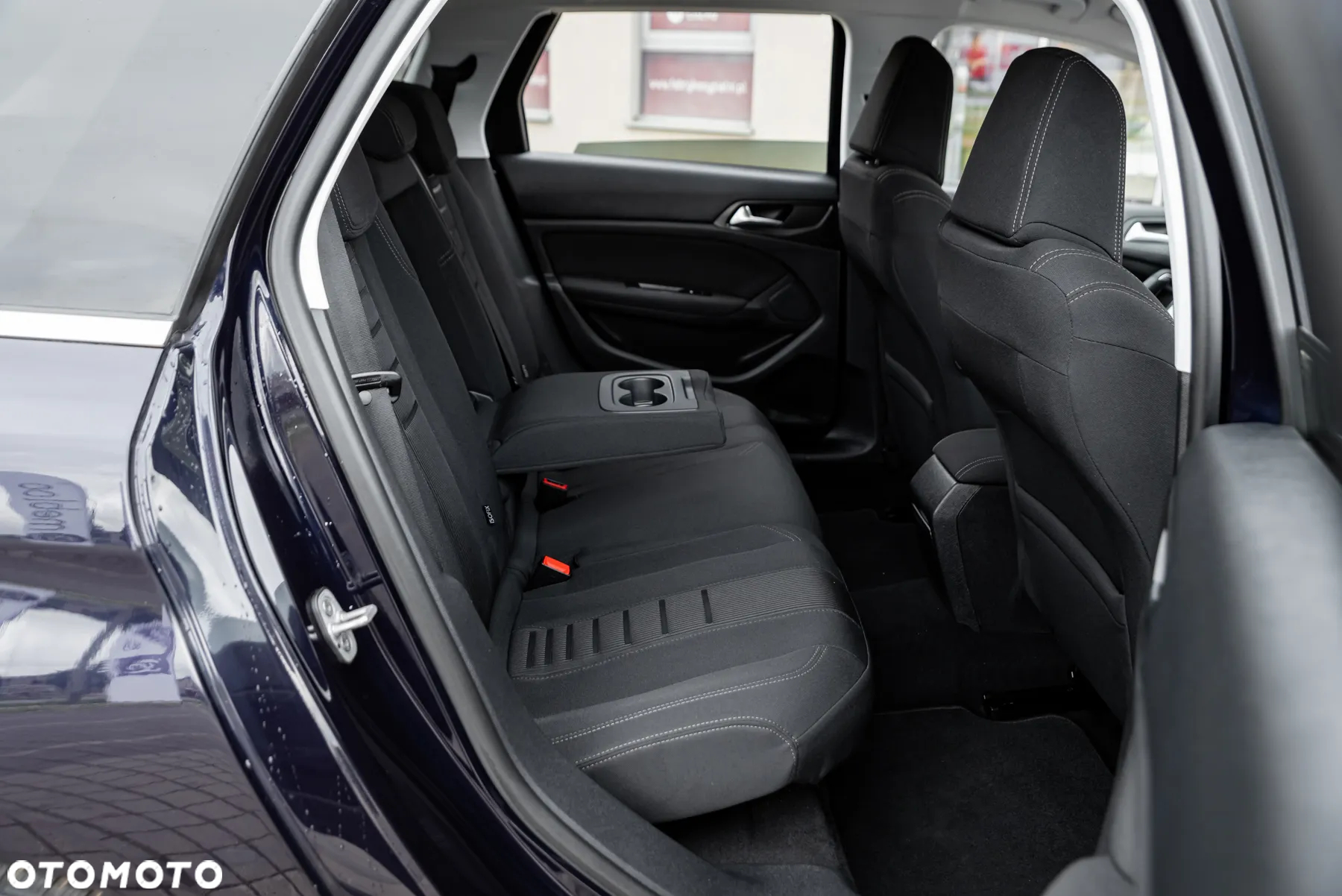 Peugeot 308 2.0 BlueHDi Allure S&S - 19