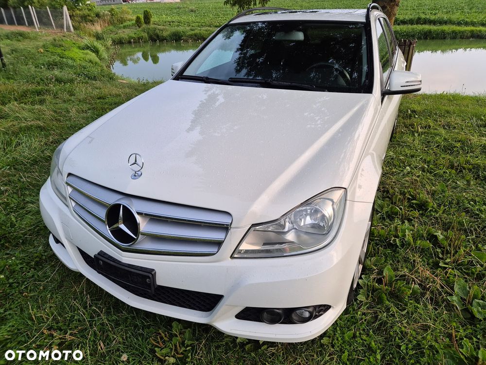 Mercedes-Benz Klasa C 200 CDI DPF (BlueEFFICIENCY) Avantgarde - 30