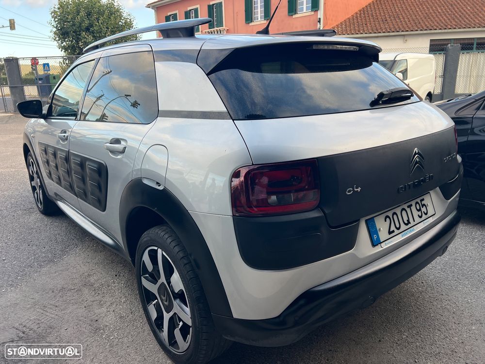 Citroën C4 Cactus 1.2 PureTech Shine - 26