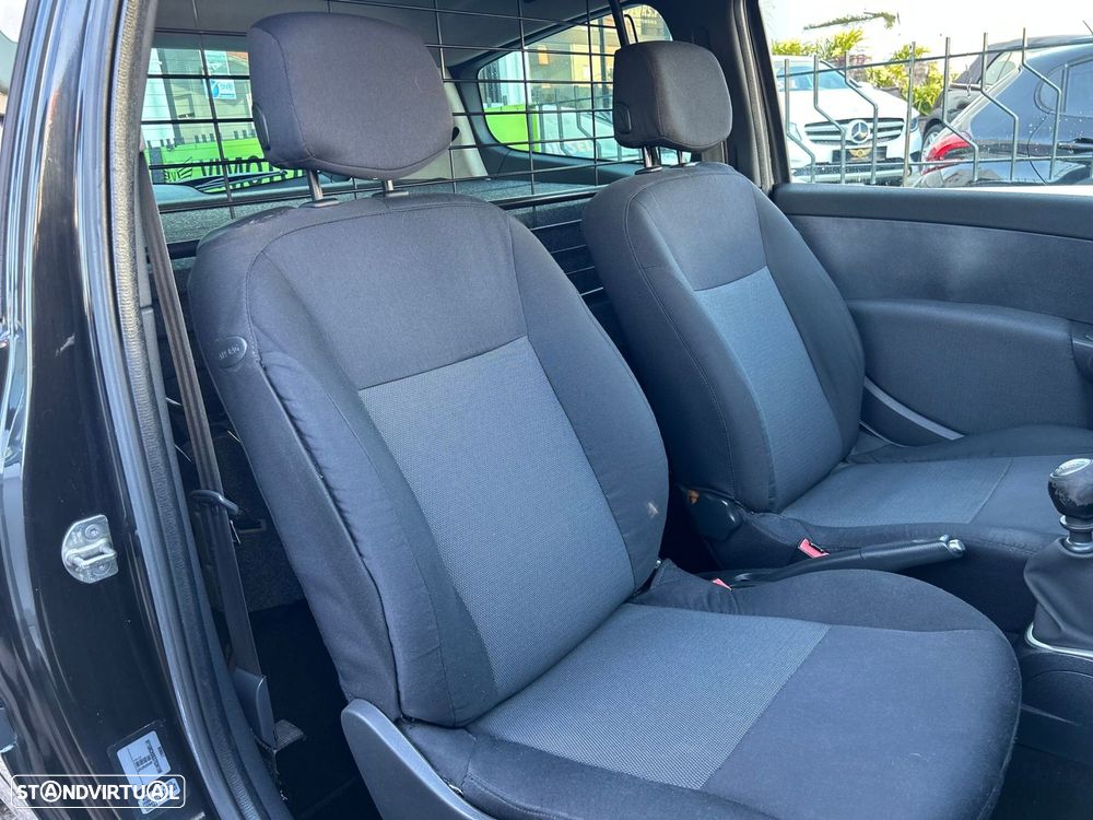 Renault Clio 1.5 dCi Dynamique S - 16