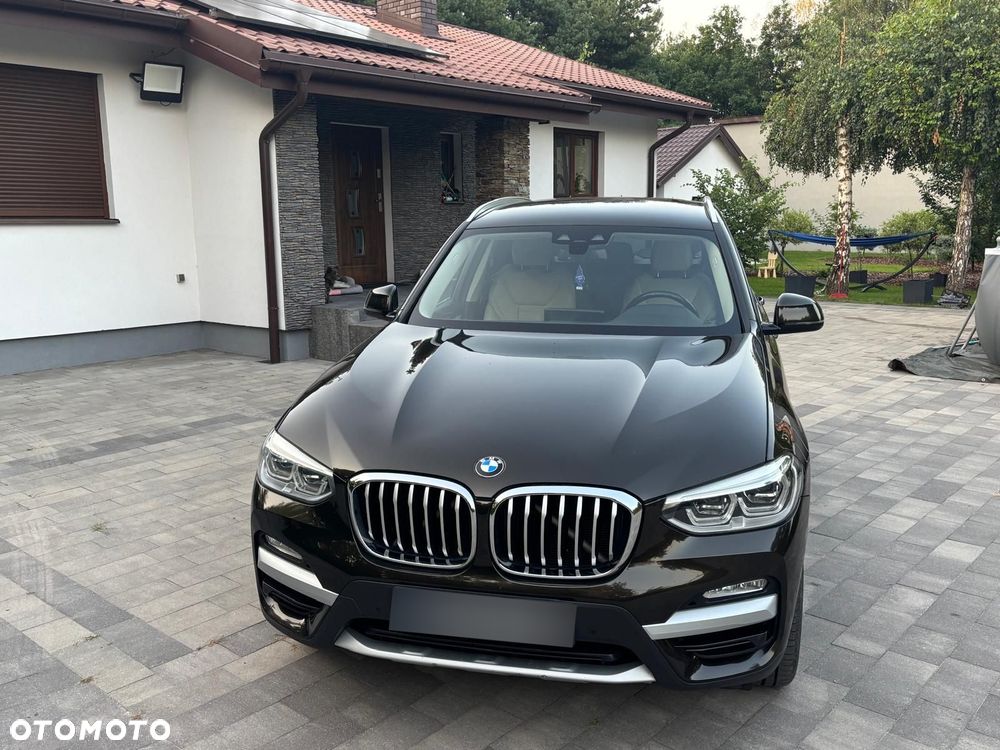 BMW X3 xDrive20d Luxury Line - 13