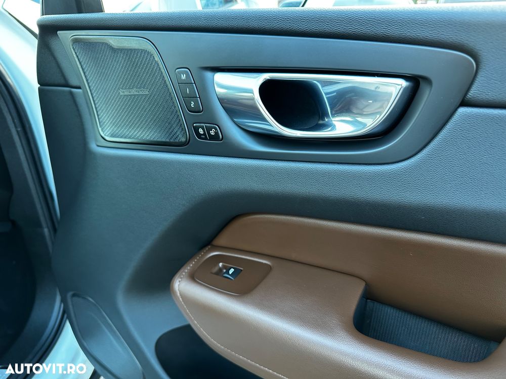 Volvo XC 60 B5 D AWD Geartronic Inscription - 21