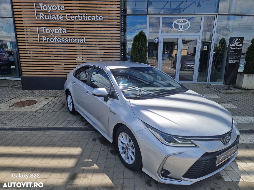 Toyota Corolla 1.8 HSD Business - 2