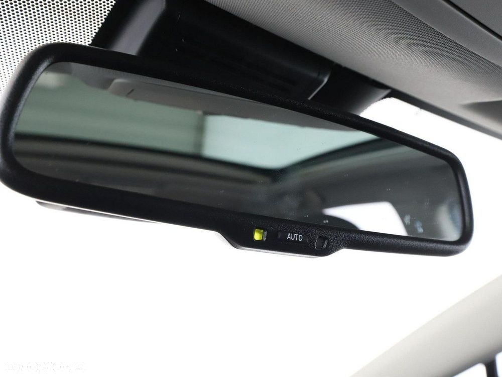 Toyota Avensis 1.8 Multidrive S Executive - 37