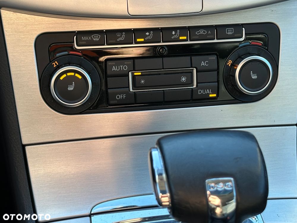 Volkswagen Passat 2.0 TDI DPF DSG 4Motion Highline - 36