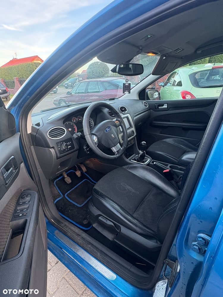 Ford Focus 2.0 TDCi DPF Style - 10