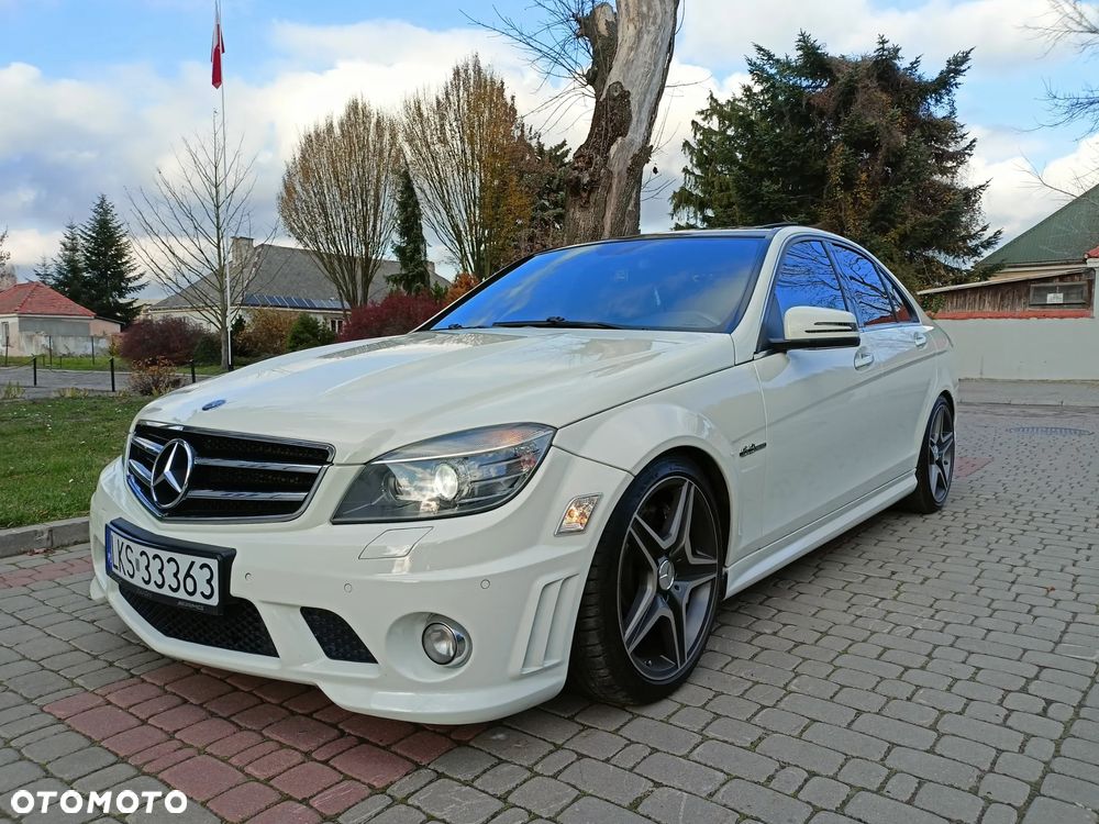 Mercedes-Benz Klasa C 63 AMG 7G-TRONIC SPORT EDITION - 14