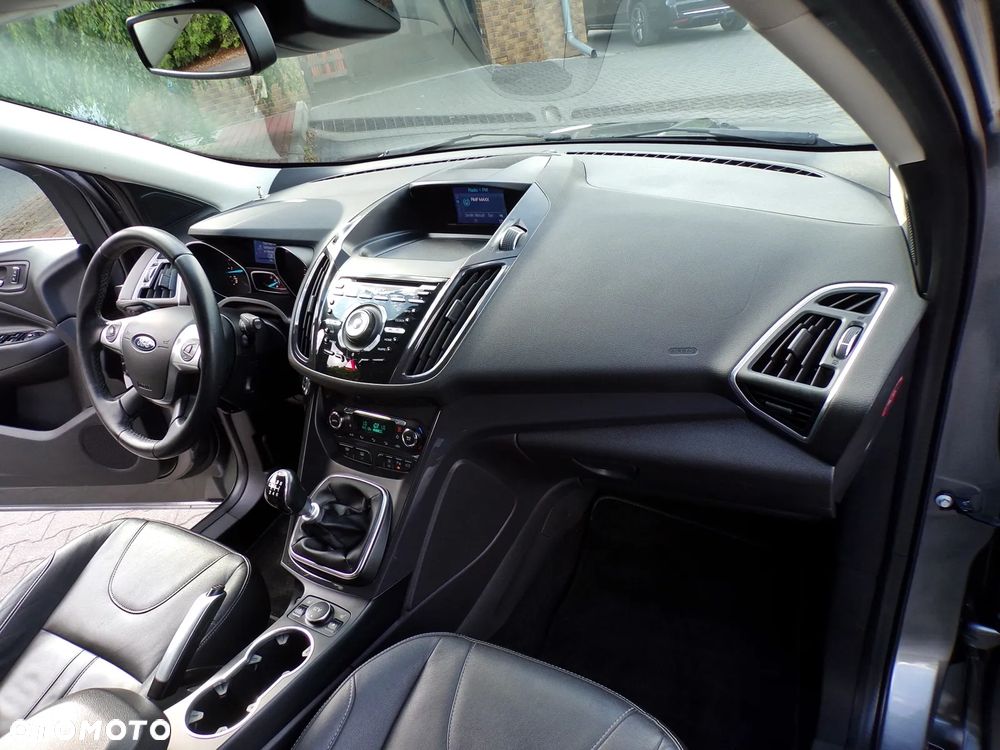Ford Kuga 2.0 TDCi 4WD Titanium Plus - 16