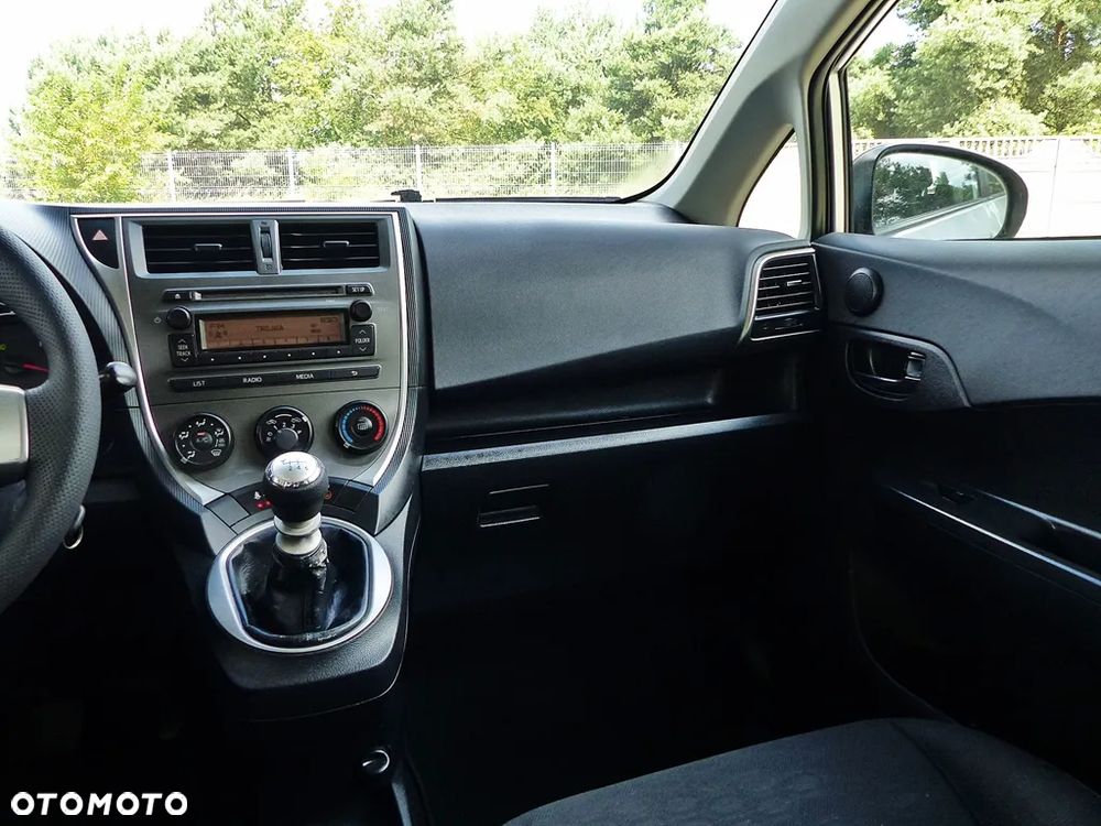 Toyota Verso S 1.33 VVT-i Life - 36