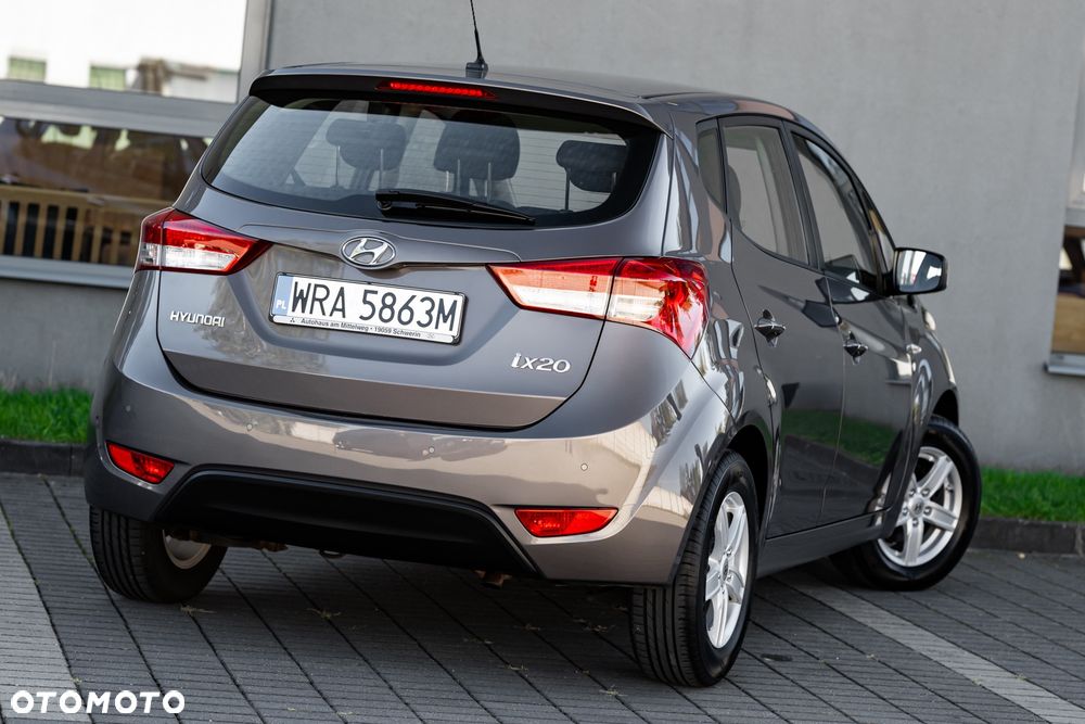 Hyundai ix20 1.4 Classic - 12