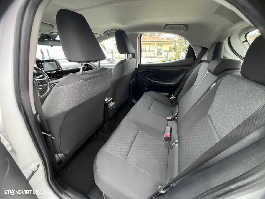 Toyota Yaris 1.5 HDF Comfort Plus - 20