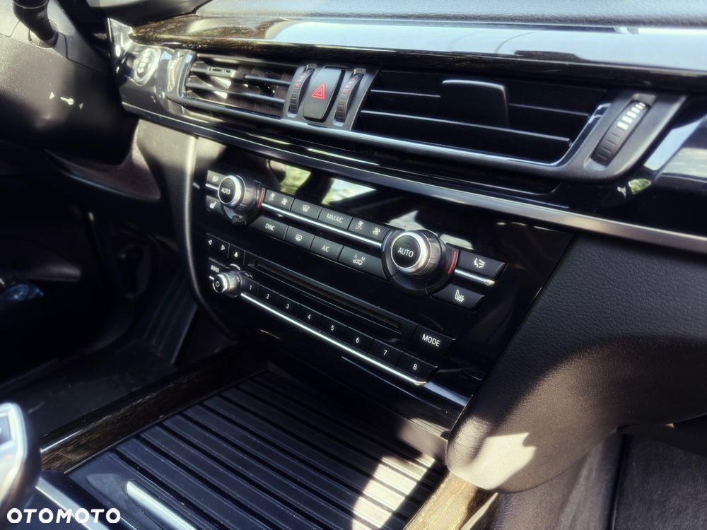 BMW X5 xDrive35i - 15