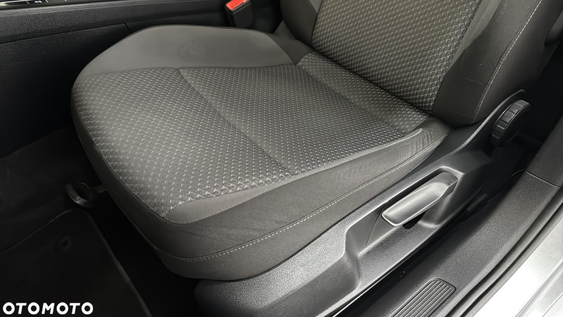 Volkswagen Passat 2.0 TDI EVO Essence - 14