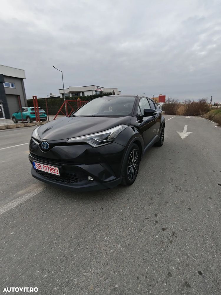 Toyota C-HR Hybrid Business-Edition - 4