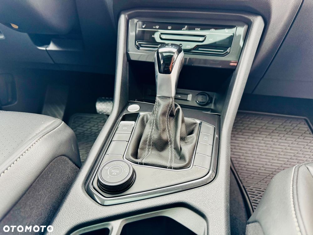 Volkswagen Tiguan - 20
