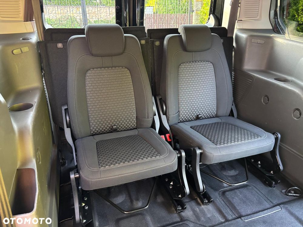 Ford Tourneo Connect Grand - 7