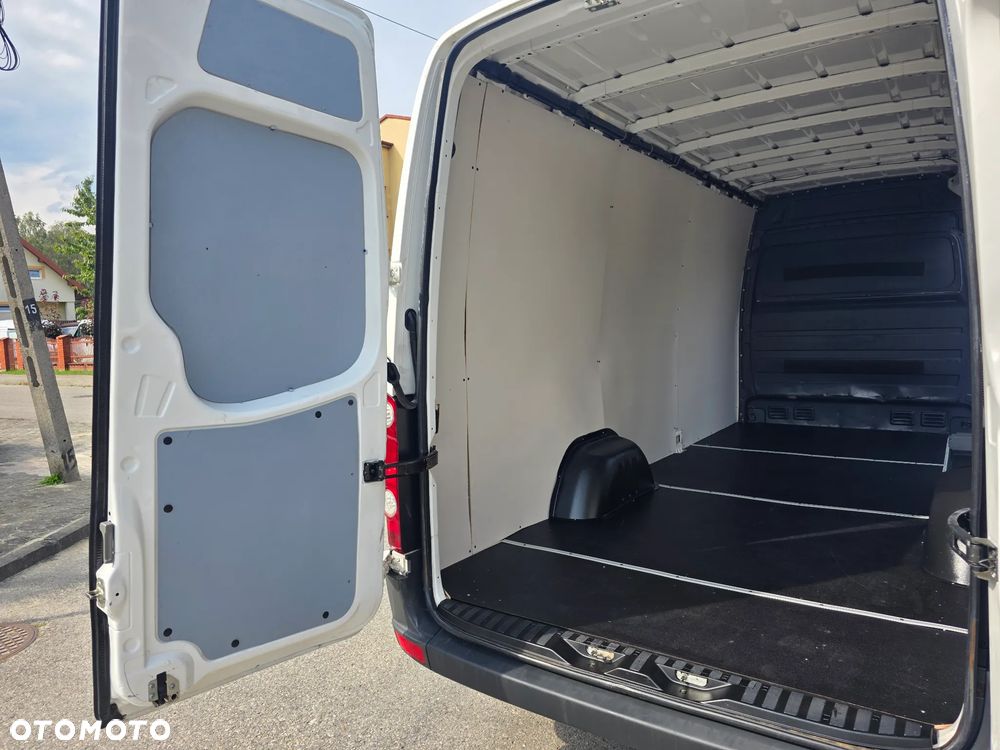 Volkswagen Crafter - 23