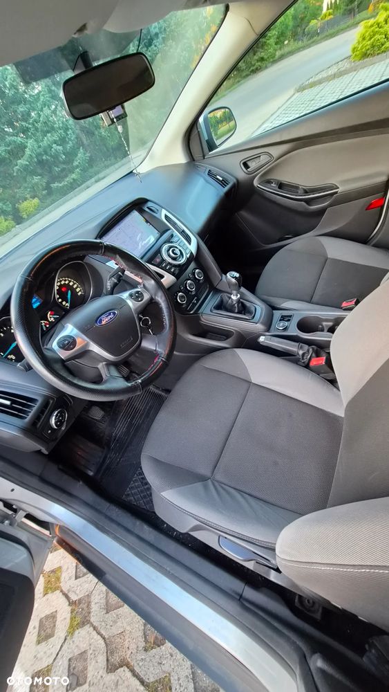 Ford Focus 1.6 TDCi DPF Titanium - 8