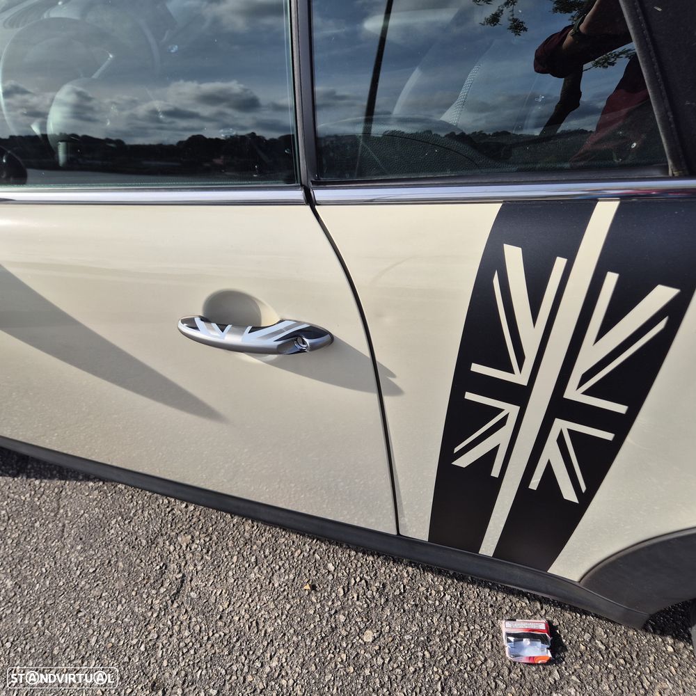 MINI Cabrio - 7